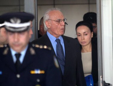 Η Βίκυ Σταμάτη παίρνει διαζύγιο από τον Άκη Τσοχατζόπουλο